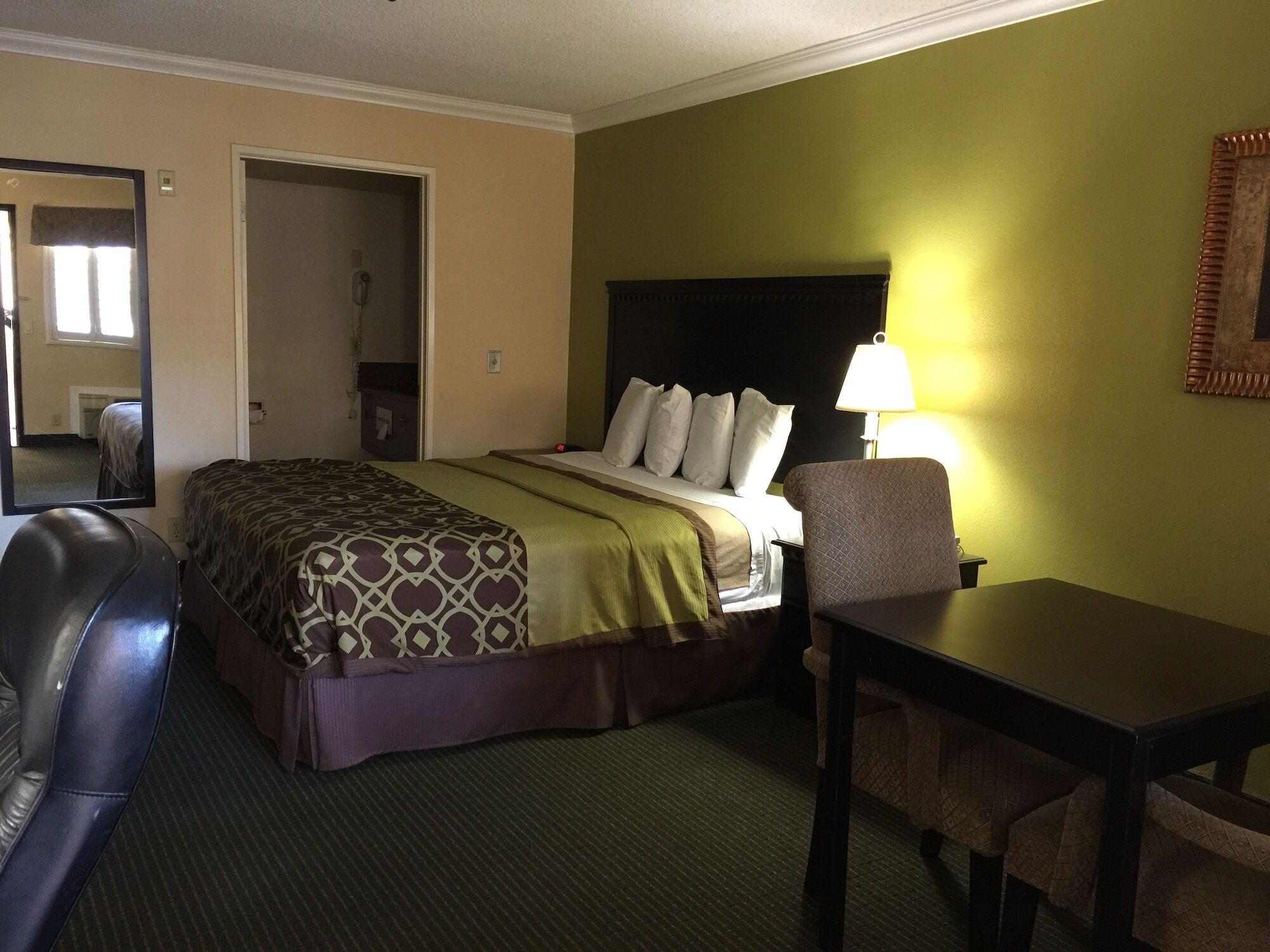 Travelodge By Wyndham Chatsworth Los Angeles Exterior photo